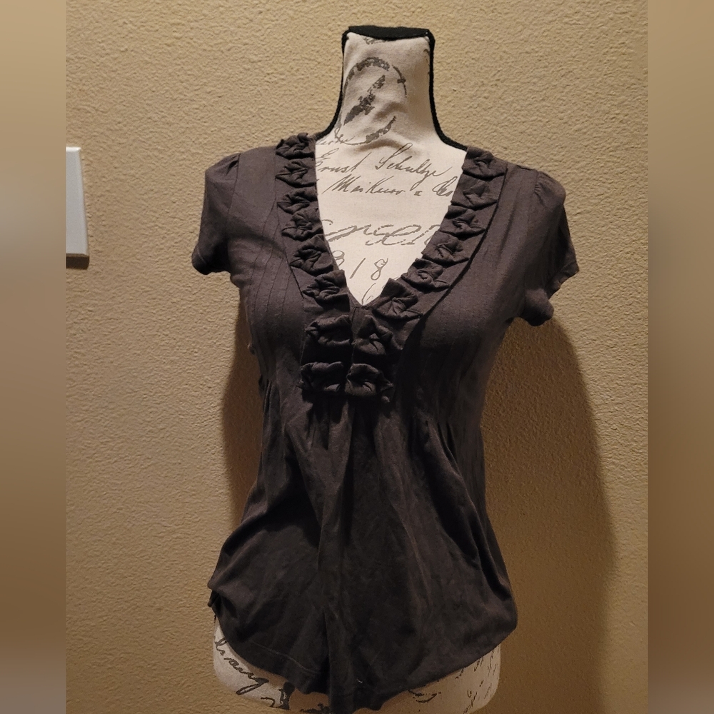 Elegant Black Ruffle V-Neck Women's Top